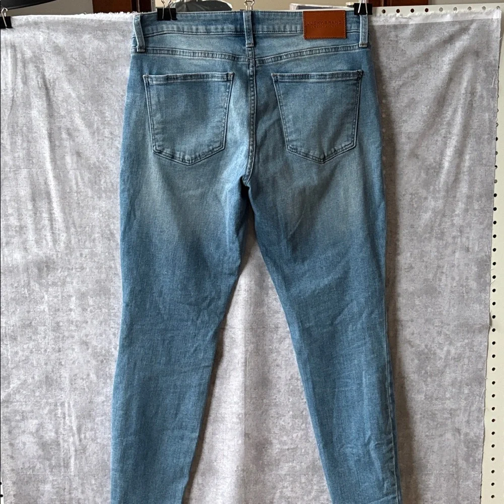 Lucky Brand chic comfortable